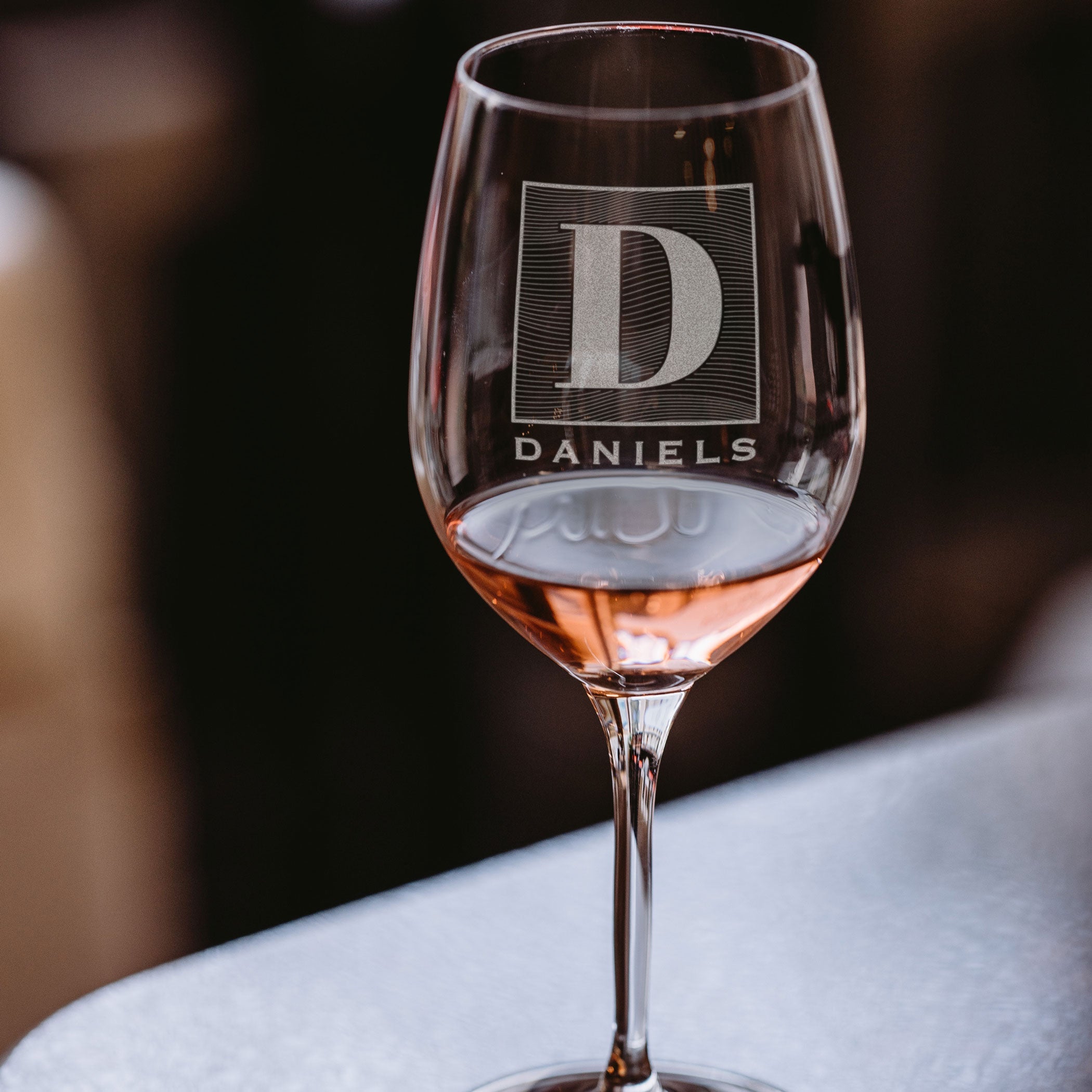 Personalized Initial Wine Glass, Design: K5