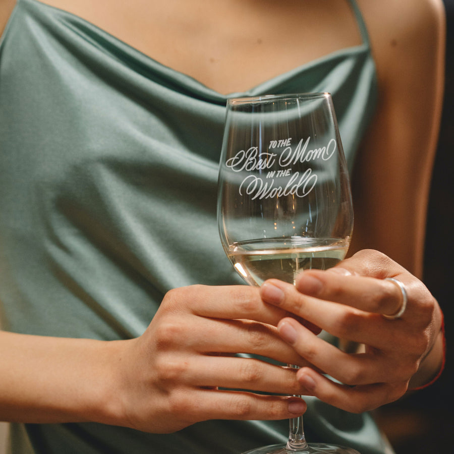 To the Best Mom in the World Wine Glass, Design: MD14