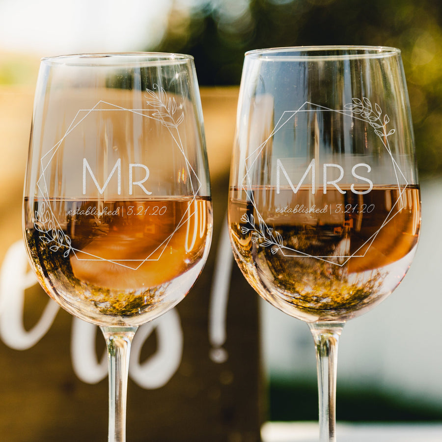 2  Wine Glass Set - Design: HH5