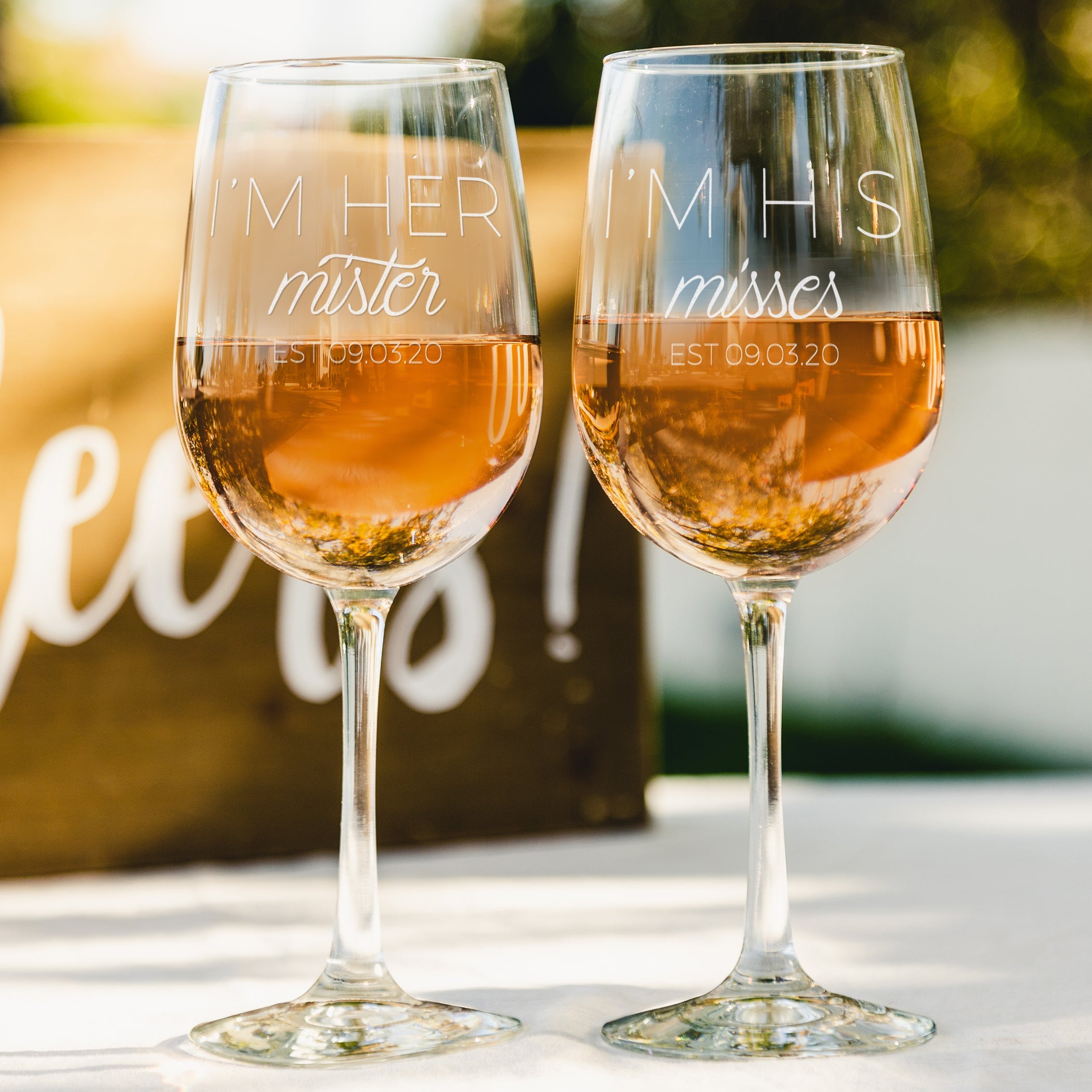 His and Hers Wine Glass Set - Design: HH3